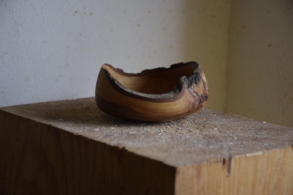 Olive wood bowl